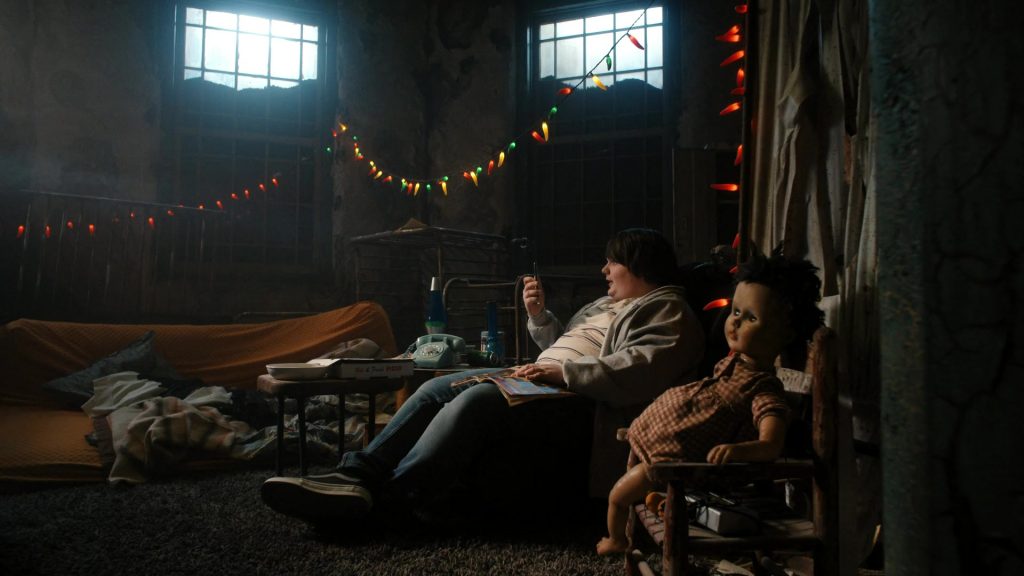 Vans Sneakers in Shining Vale S02E07 “Chapter 15 - Covens” (2023) (Image 1)