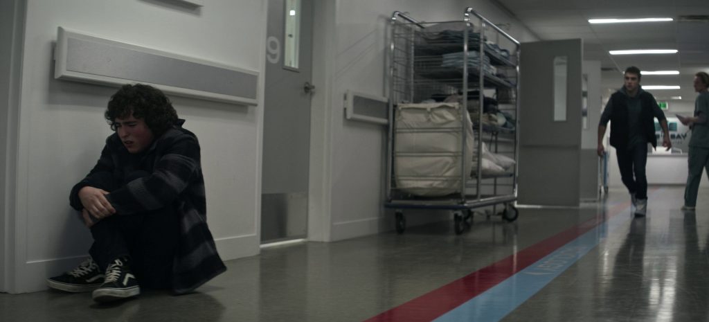 Vans Sneakers in Superman & Lois S03E11 “Complications” (2023) (Image 1)