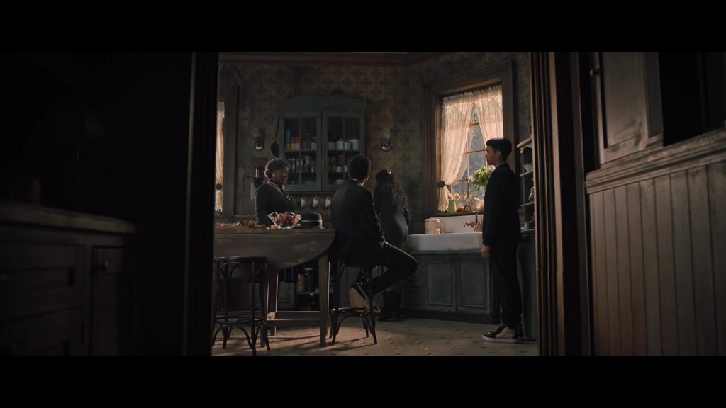 Vans Sneakers in The Spiderwick Chronicles S01E03 “I Will Survive” (2024) (Image 10)