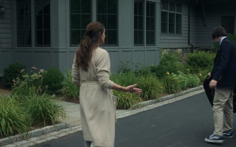 Vans Sneakers in Your Friends and Neighbors S02E09 “Propaganda from the Cowardly” (2026) (Image 1)