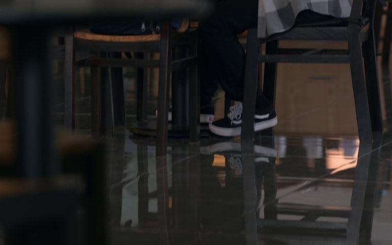 Vans Sneakers of Choi Min-young as Dae-heon Kim in XO, Kitty S01E07 “TIL” (2023) (Image 1)