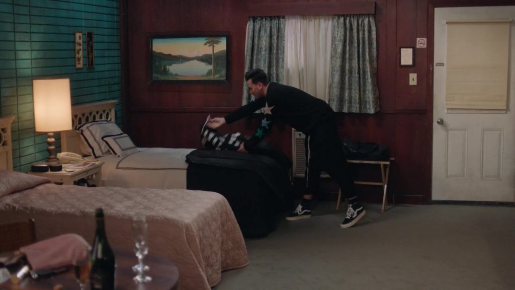 Vans Sneakers of Daniel Levy as David Rose in Schitt's Creek S06E14 “Happy Ending” (2020) (Image 1)