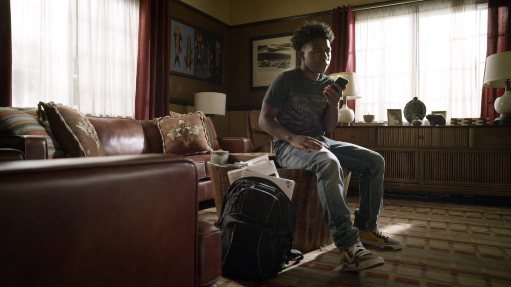 Vans Sneakers of Deshae Frost as Darryl in S.W.A.T. S04E04 “Memento Mori” (2020) (Image 1)
