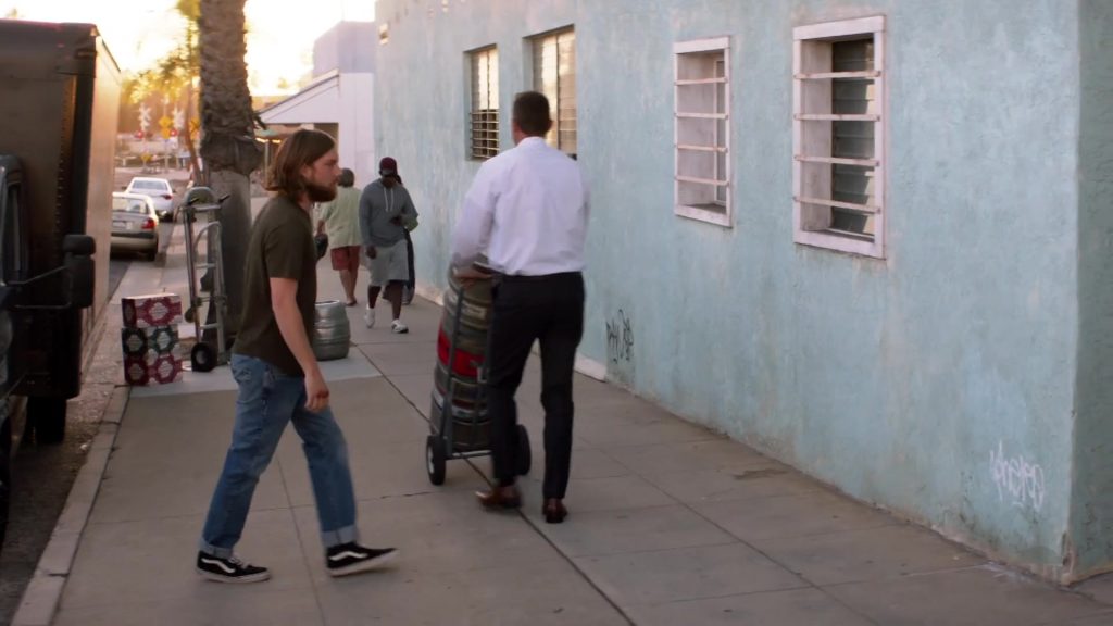 Vans Sneakers of Jake Weary as Deran Cody in Animal Kingdom S05E10 “Relentless” (2021) (Image 1)