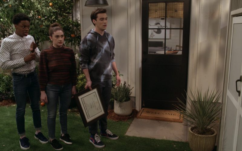 Vans Sneakers of Joey Bragg as Freddie Raines in Call Your Mother S01E13 “Jean There Done That” (2021) (Image 1)