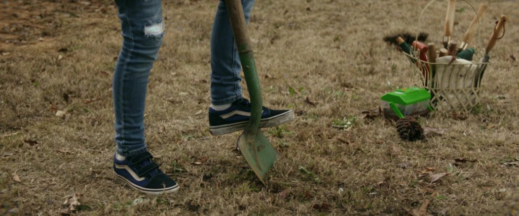 Vans Sneakers of Ryan Kiera Armstrong as Young Muri Forester in The Tomorrow War (2021) (Image 1)