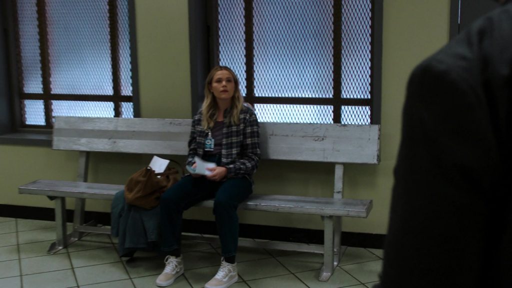 Vans Women's HiTop Shoes in Law & Order - SVU S22E08 “The Only Way Out Is Through” (2021) (Image 1)