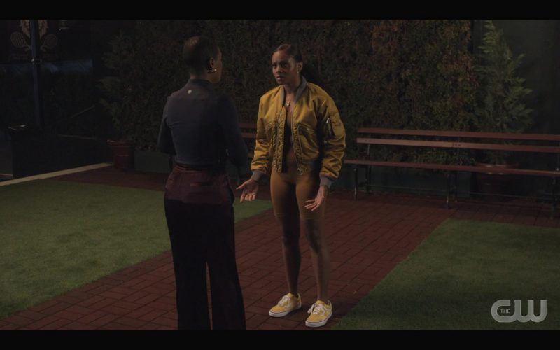 Vans Yellow Sneakers of Geffri Maya as Simone Hicks in All American - Homecoming S01E02 “Under Pressure” (2022) (Image 1)