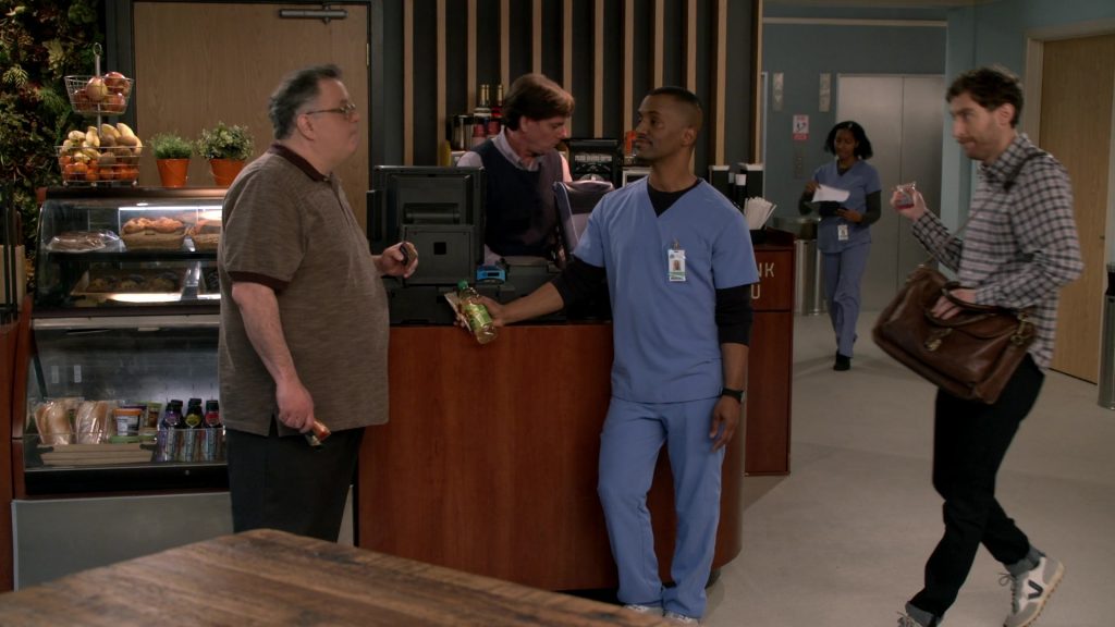 Veja Men's Sneakers of Thomas Middleditch as Drew in B Positive S01E015 “Miss Diagnosis” (2021) (Image 1)