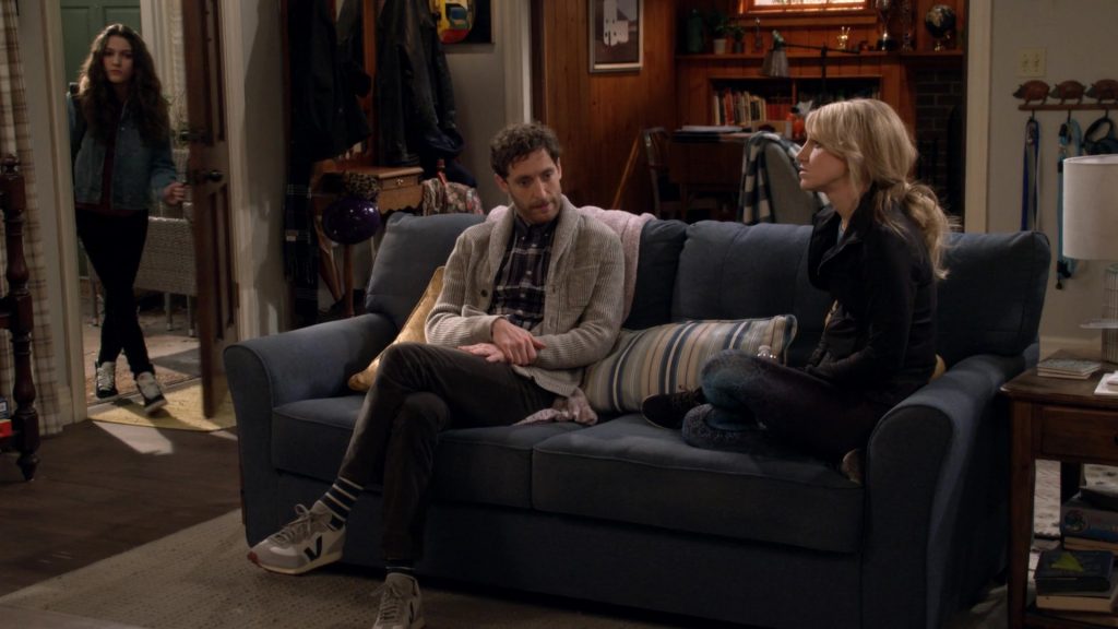 Veja Rio Branco Sneakers Worn by Thomas Middleditch as Drew in B Positive S01E12 “Canine Extraction” (2021) (Image 1)