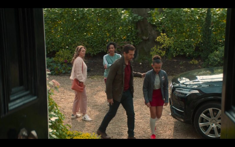 Veja Sneakers Worn by Dervla Kirwan as Corrine Price in The Stranger Episode 1 (2020) (Image 1)