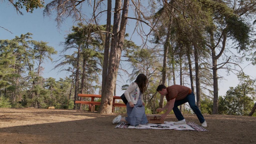 Veja Sneakers in 9-1-1 S09E07 “Secrets” (2026) (Image 2)