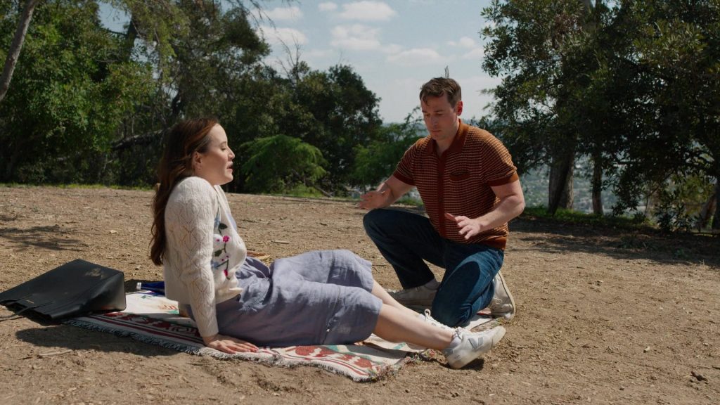 Veja Sneakers in 9-1-1 S09E07 “Secrets” (2026) (Image 6)