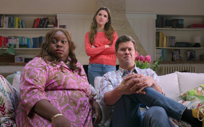 Veja Sneakers in Another Simple Favor (2025) (Image 1)