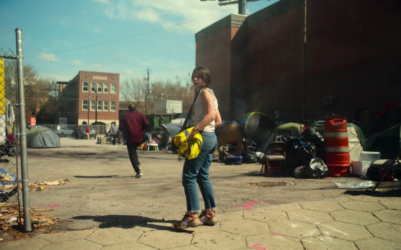 Veja Sneakers in Civil War (2024) (Image 1)