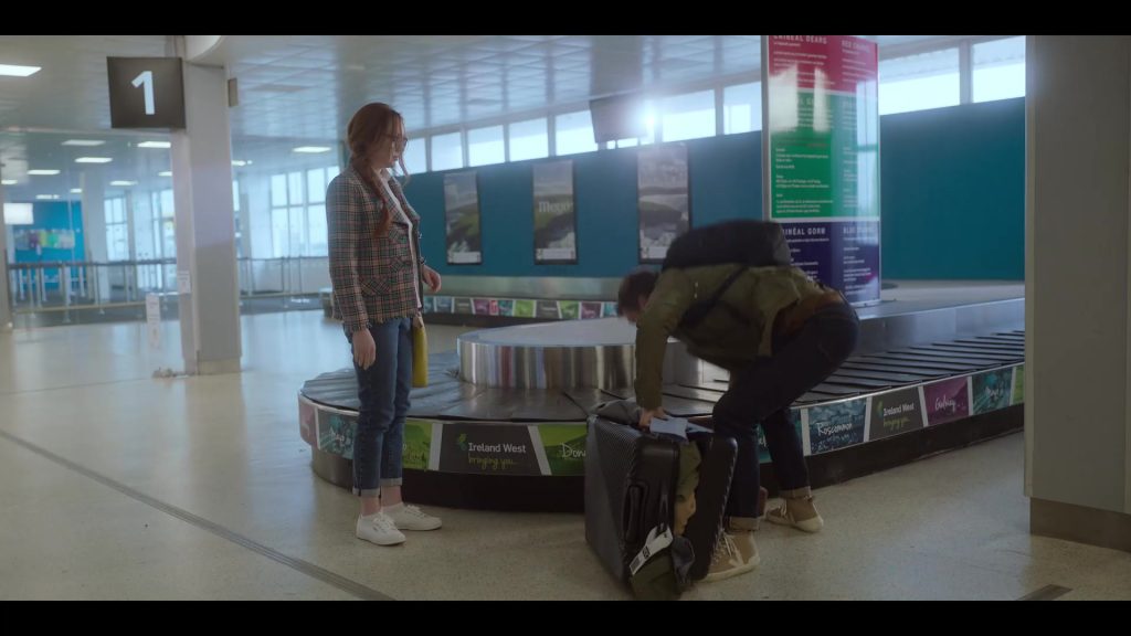 Veja Sneakers in Irish Wish (2024) (Image 3)