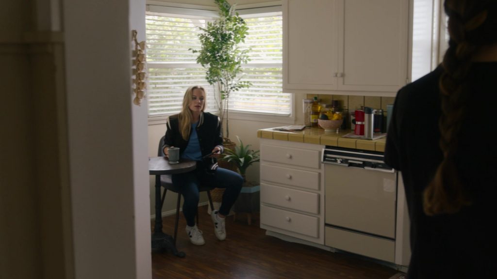 Veja Sneakers in Station 19 S07E09 “How Am I Supposed to Live Without You” (2024) (Image 1)