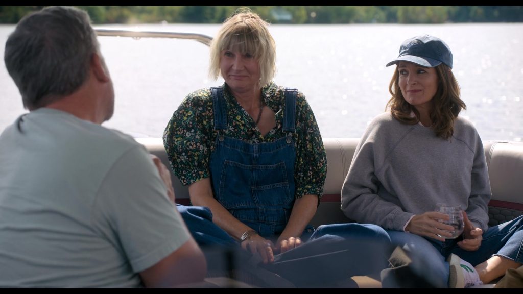 Veja Sneakers in The Four Seasons S01E01 “Lake House” (2025) (Image 4)