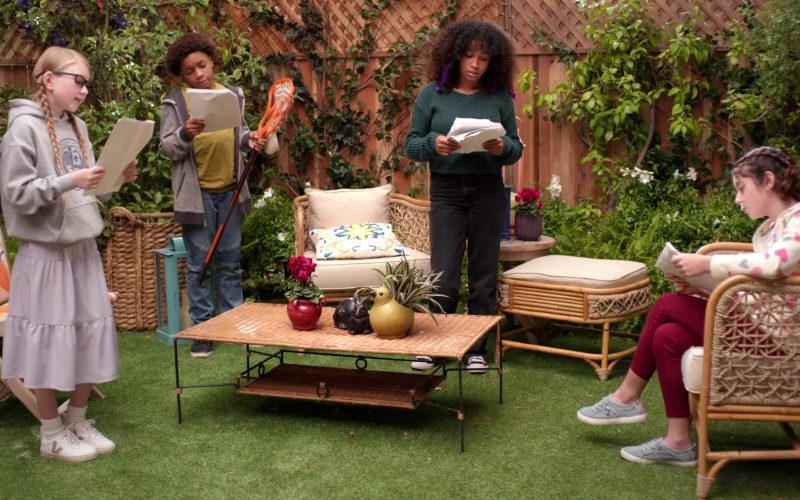 Veja Women's Sneakers in Home Economics S03E07 “Model Train Set, $150” (2022) (Image 1)