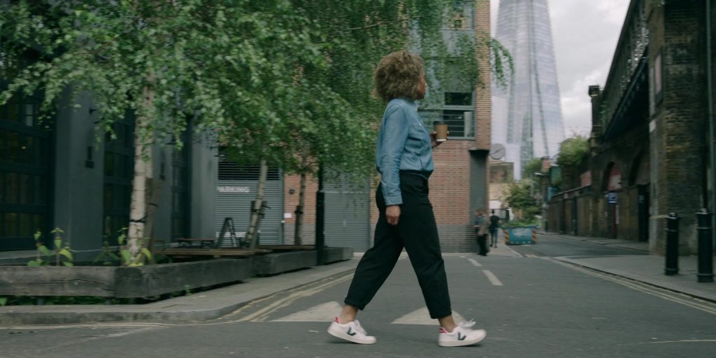 Veja Women's Sneakers in Slow Horses S03E01 “Strange Games” (2023) (Image 1)