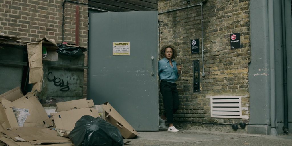 Veja Women's Sneakers in Slow Horses S03E01 “Strange Games” (2023) (Image 11)