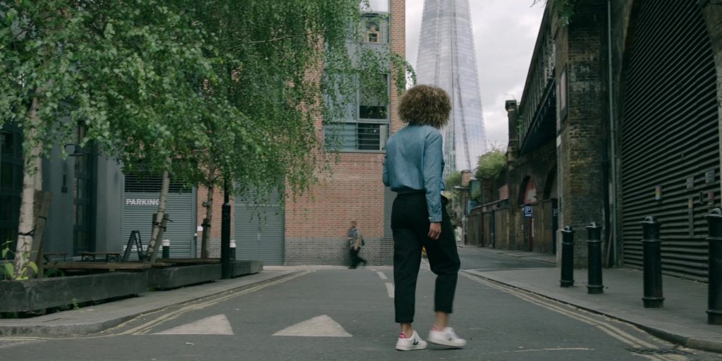 Veja Women's Sneakers in Slow Horses S03E01 “Strange Games” (2023) (Image 3)