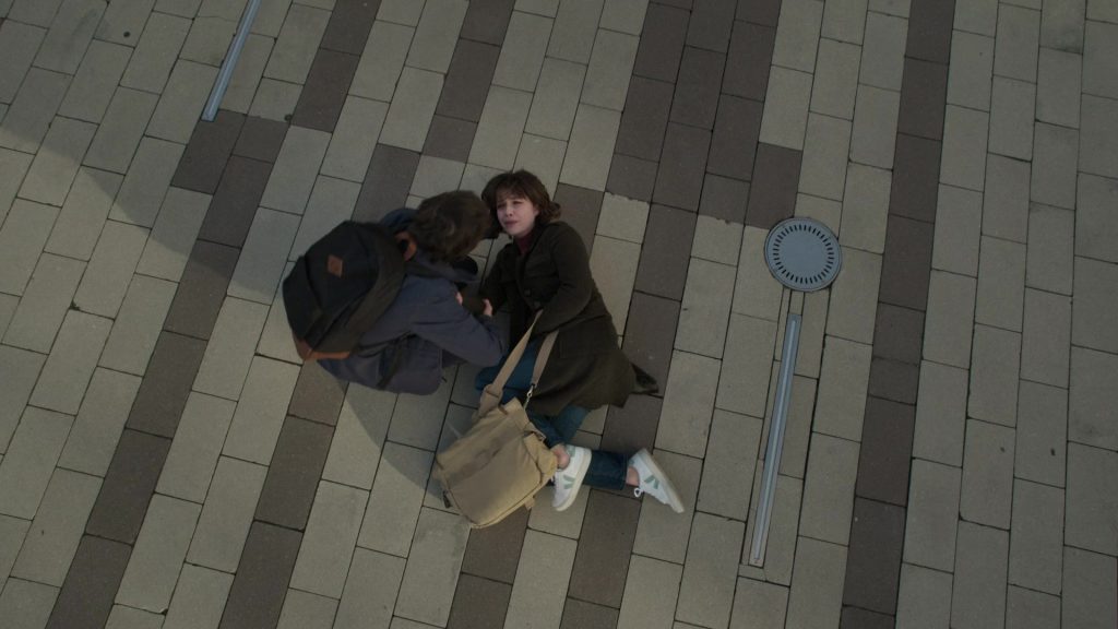 Veja Women's Sneakers in The Good Doctor S04E15 “Waiting” (2021) (Image 1)