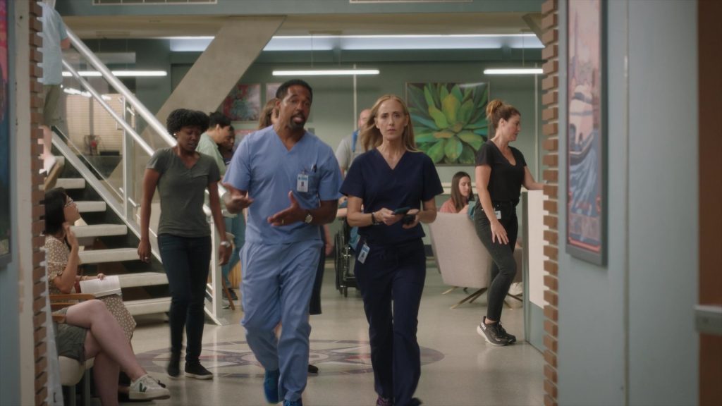 Veja and Hoka Shoes in Grey's Anatomy S21E08 “Drop It Like It's Hot” (2024) (Image 4)