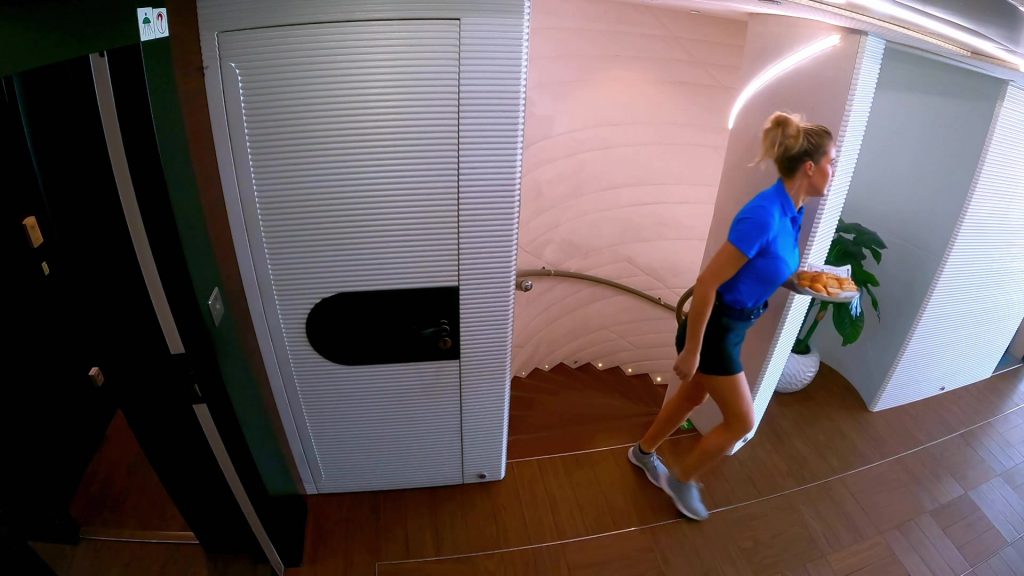 Vessi Shoes in Below Deck Down Under S03E17 “Never Can Sey' Goodbye” (2025) (Image 2)