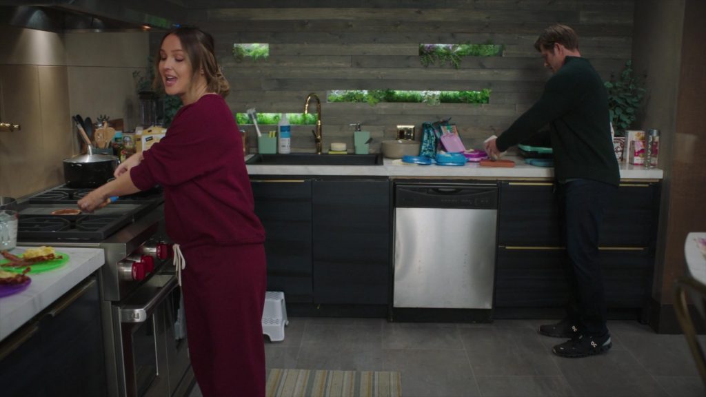 Wolf Range, Voss Water, On Sneakers in Greys Anatomy S21E10 “Jump (for My Love)” (2025) (Image 3)