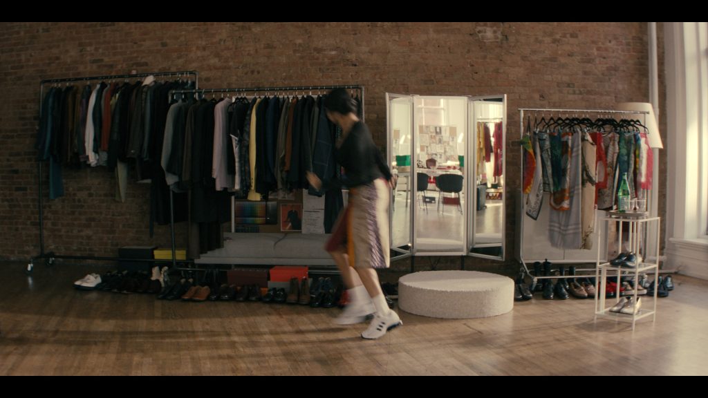Adidas Megaride O1 sneakers in Not Suitable for Work S01E04 “The Jawline of Your Dreams” (2026) (Image 8)