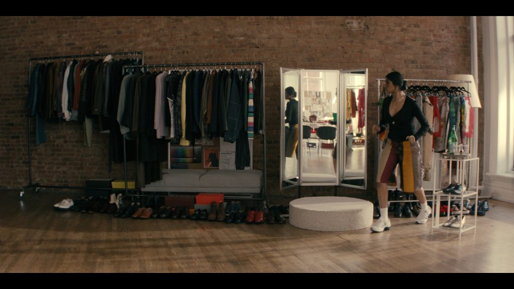Adidas Megaride O1 sneakers in Not Suitable for Work S01E04 “The Jawline of Your Dreams” (2026) (Image 9)