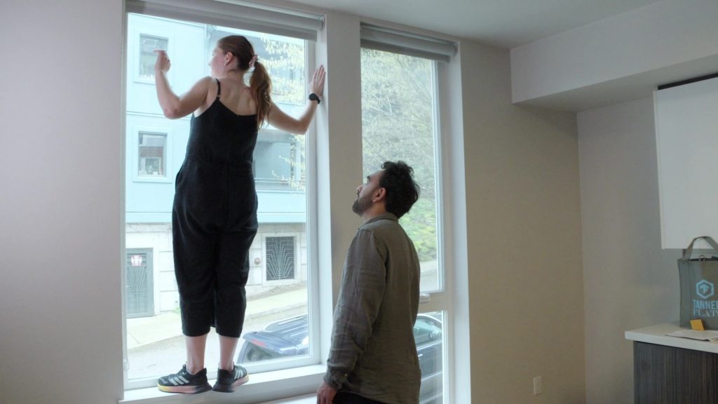 Adidas Runfalcon 5 running shoes in 90 Day Fiance S12E05 “Something Old Something” New (2026) (Image 4)