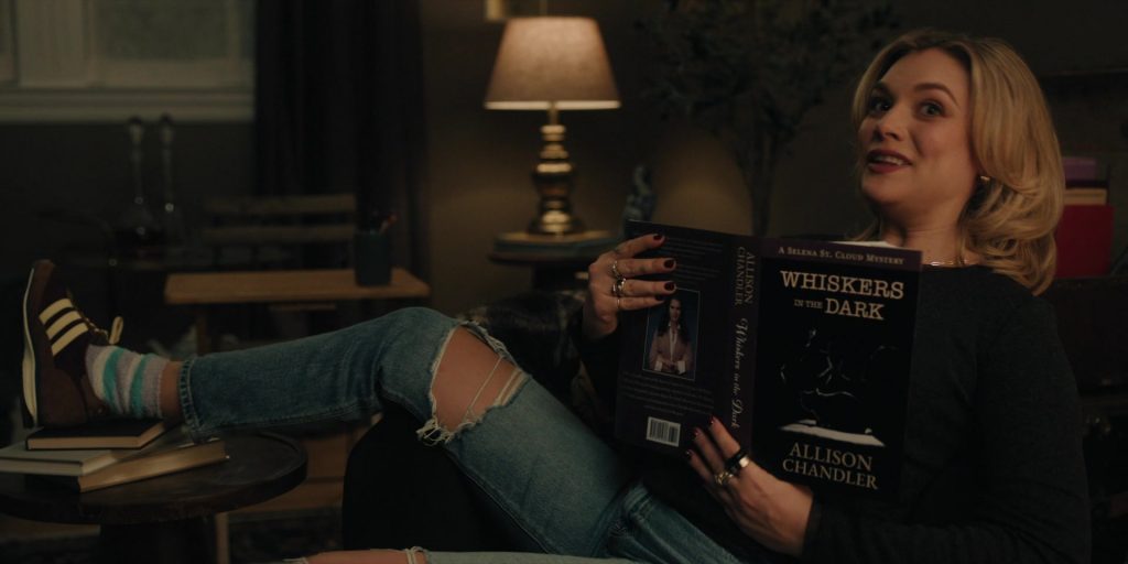 Adidas SL72 OG trainers in Youre Killing Me S01E03 “The Copycat” (2026) (Image 4)