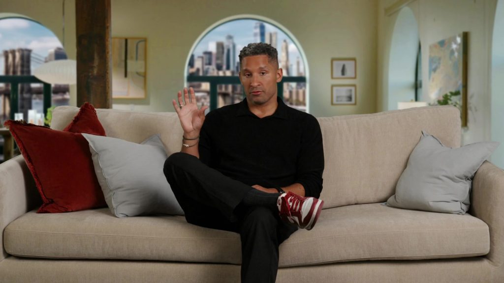 Nike Dunk High sneakers in In the City S01E03 “Mimosas and Mayhem” (2026) (Image 1)