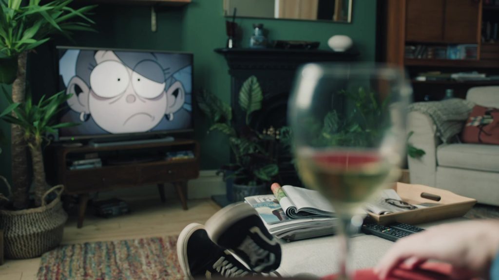 Vans Shoes in Tip Toe S01E03 (2026) (Image 1)