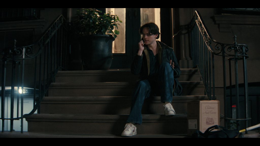 Veja V-12 leather sneakers in Not Suitable for Work S01E03 “The Philadelphia Thirst Monster” (2026) (Image 4)