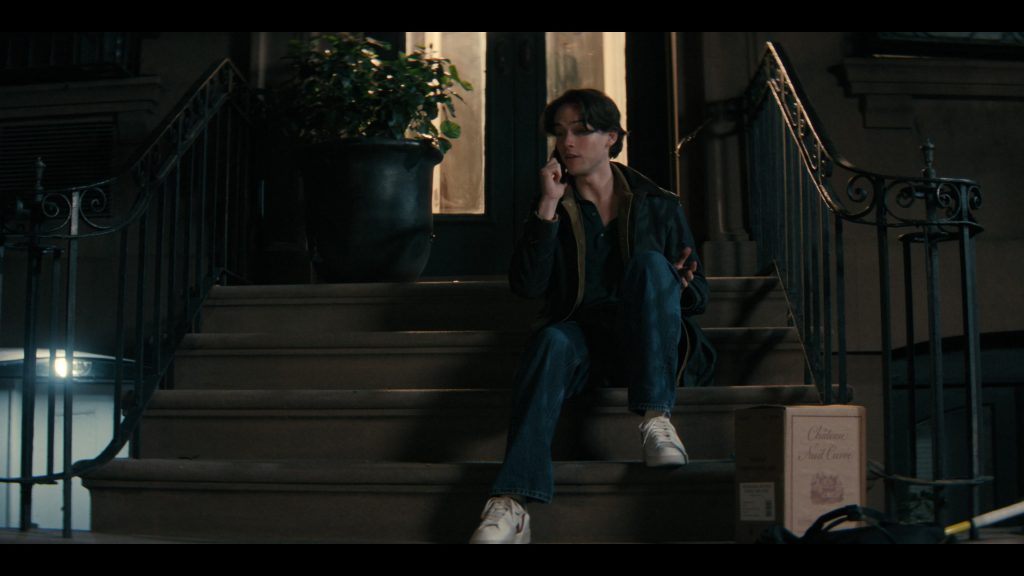 Veja V-12 leather sneakers in Not Suitable for Work S01E03 “The Philadelphia Thirst Monster” (2026) (Image 6)