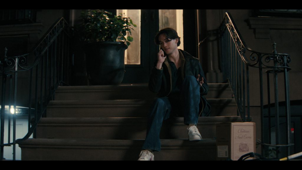 Veja V-12 leather sneakers in Not Suitable for Work S01E03 “The Philadelphia Thirst Monster” (2026) (Image 8)