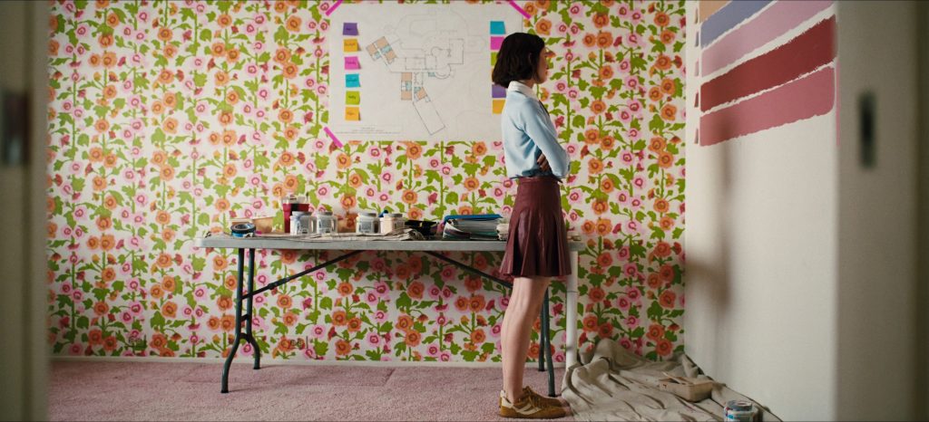 Vince Oasis Mixed Leather Retro Sneakers in Euphoria S03E08 “In God We Trust” (2026) (Image 1)