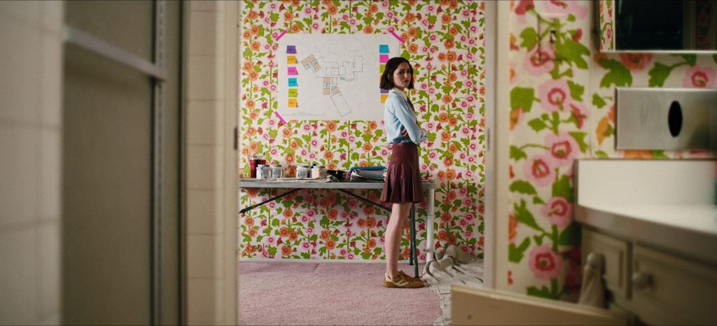 Vince Oasis Mixed Leather Retro Sneakers in Euphoria S03E08 “In God We Trust” (2026) (Image 8)